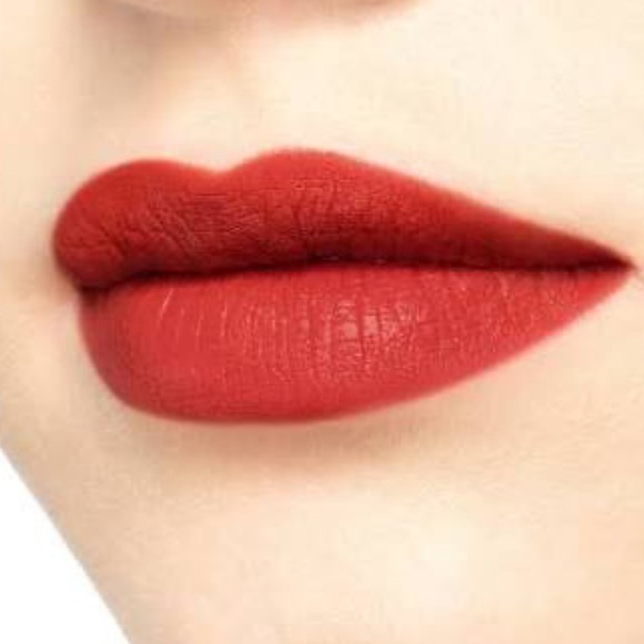 Gucci Goldie Red 25 Rouge matte à Lèvres mini Lipstick - Picture 1 of 3